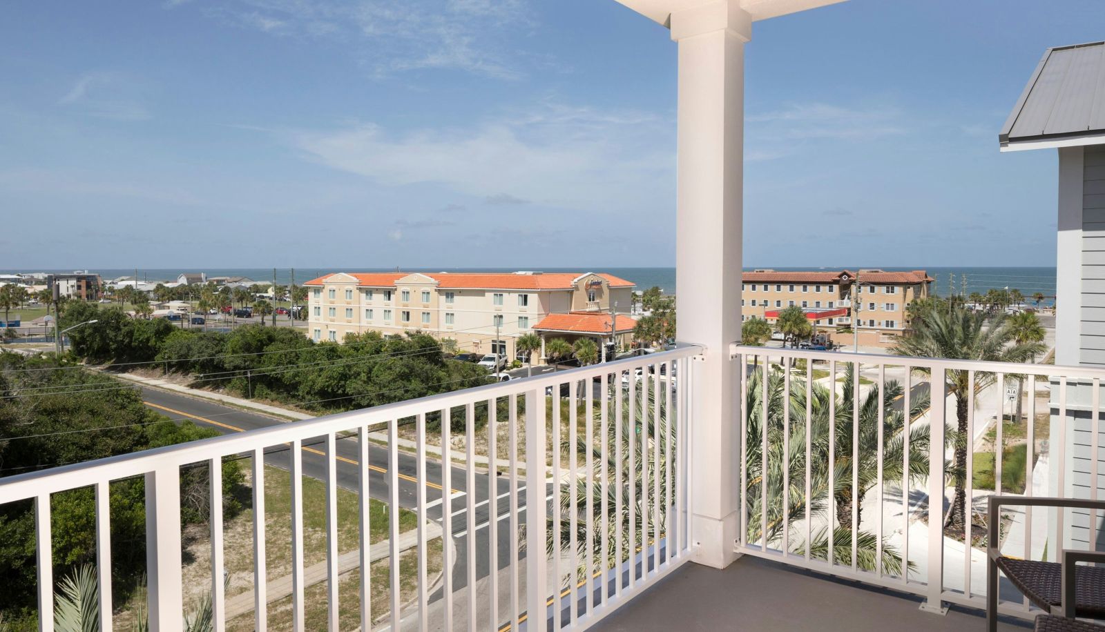 Room - Courtyard by Marriott Amelia Island