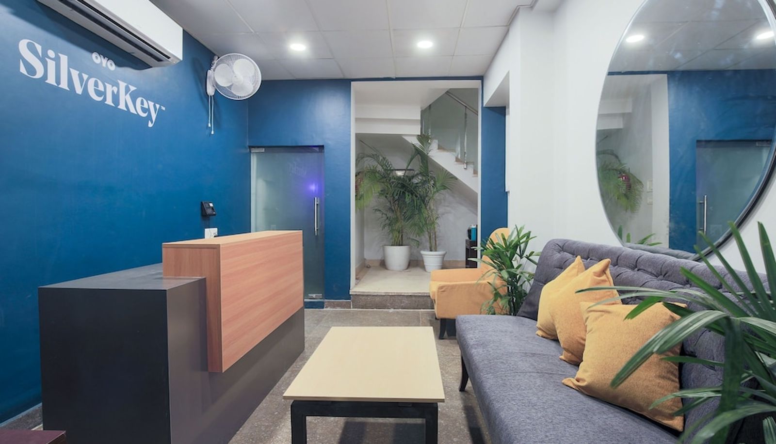 Recepcja - SilverKey Executive Stays 33402 HUDA City Centre