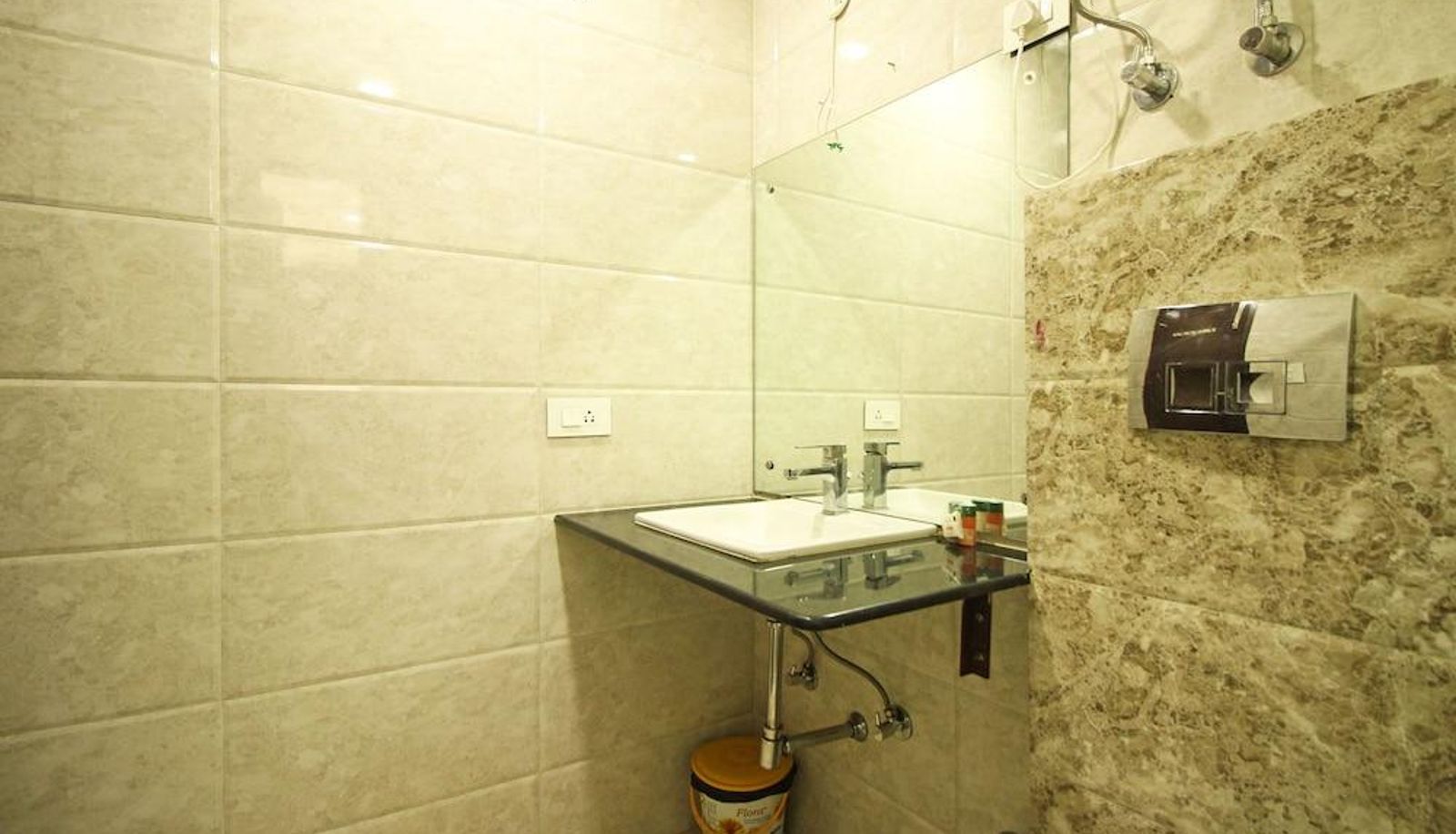 Standardzimmer - OYO Flagship 184 Spice Mall