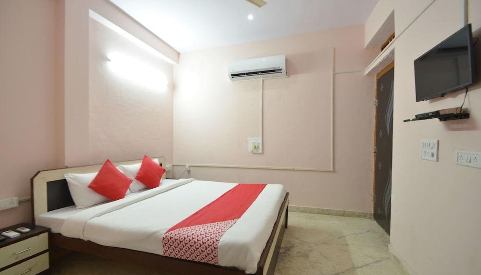 Chambre Standard - OYO 18515 Hotel Jal Mahal Jhalak Palace