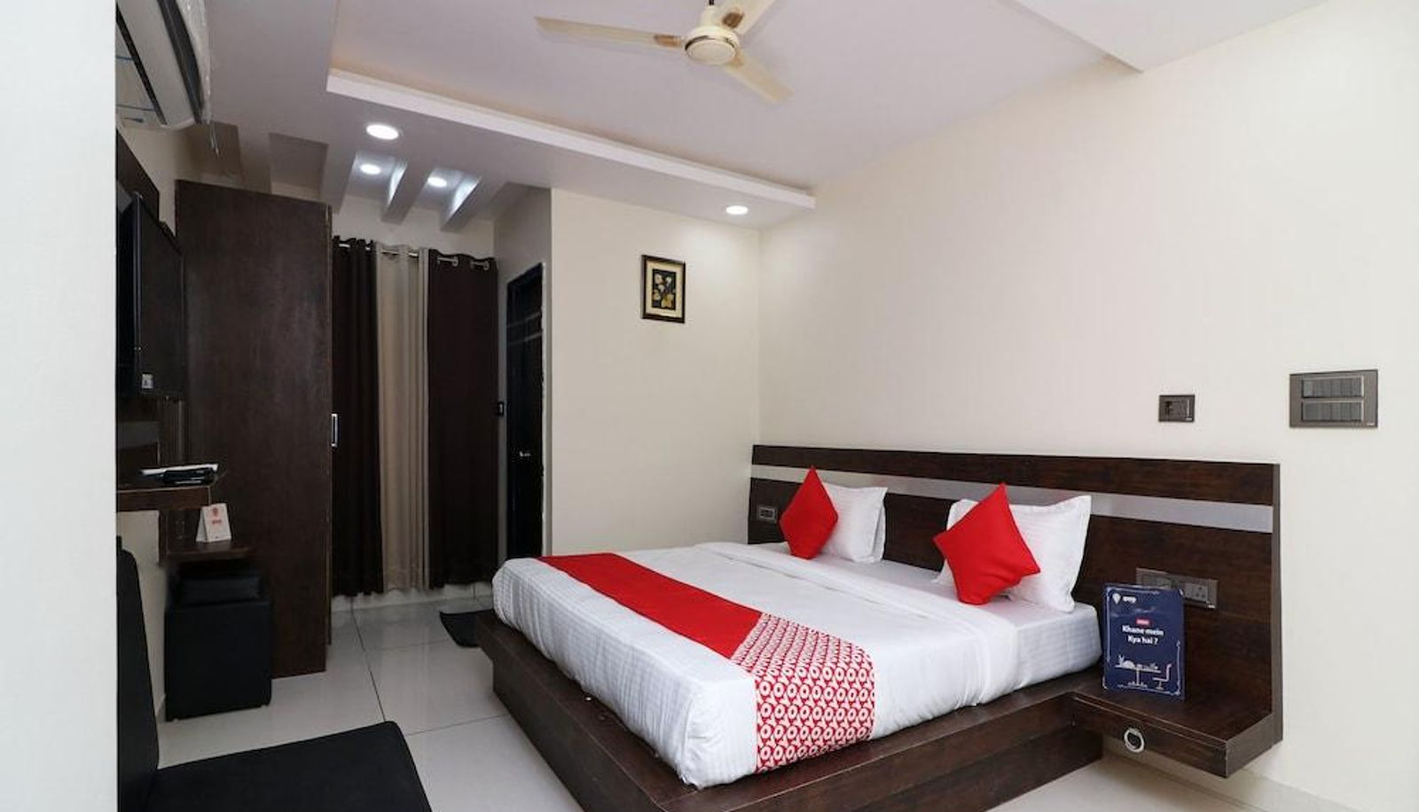 Standard room - OYO 15671 Hotel Jalsa Dlx