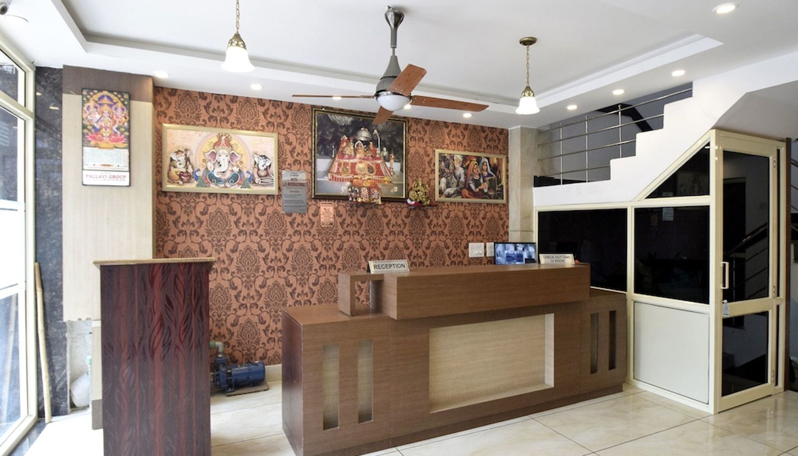 Recepción - OYO 16629 Hotel Jp International