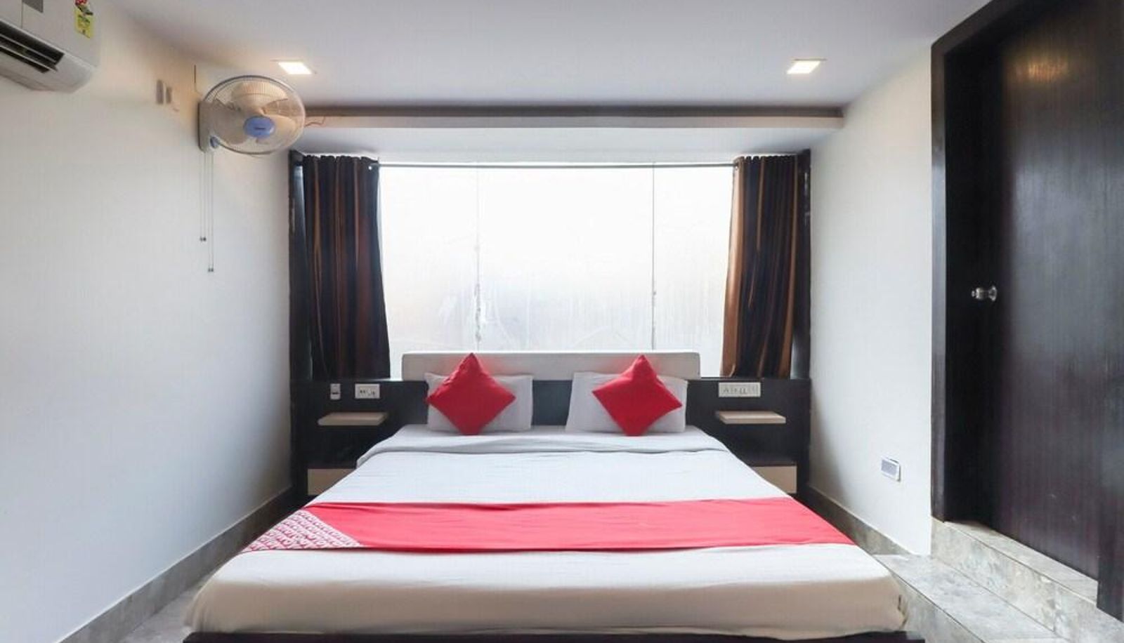Apartament - OYO Flagship 4989 The Welcomme Inn