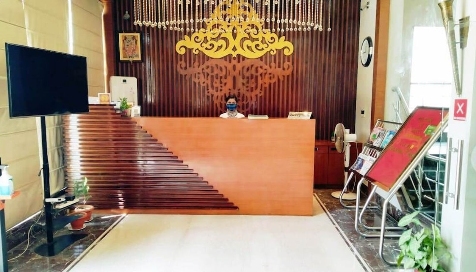 Reception - Hotel Ozas Grand