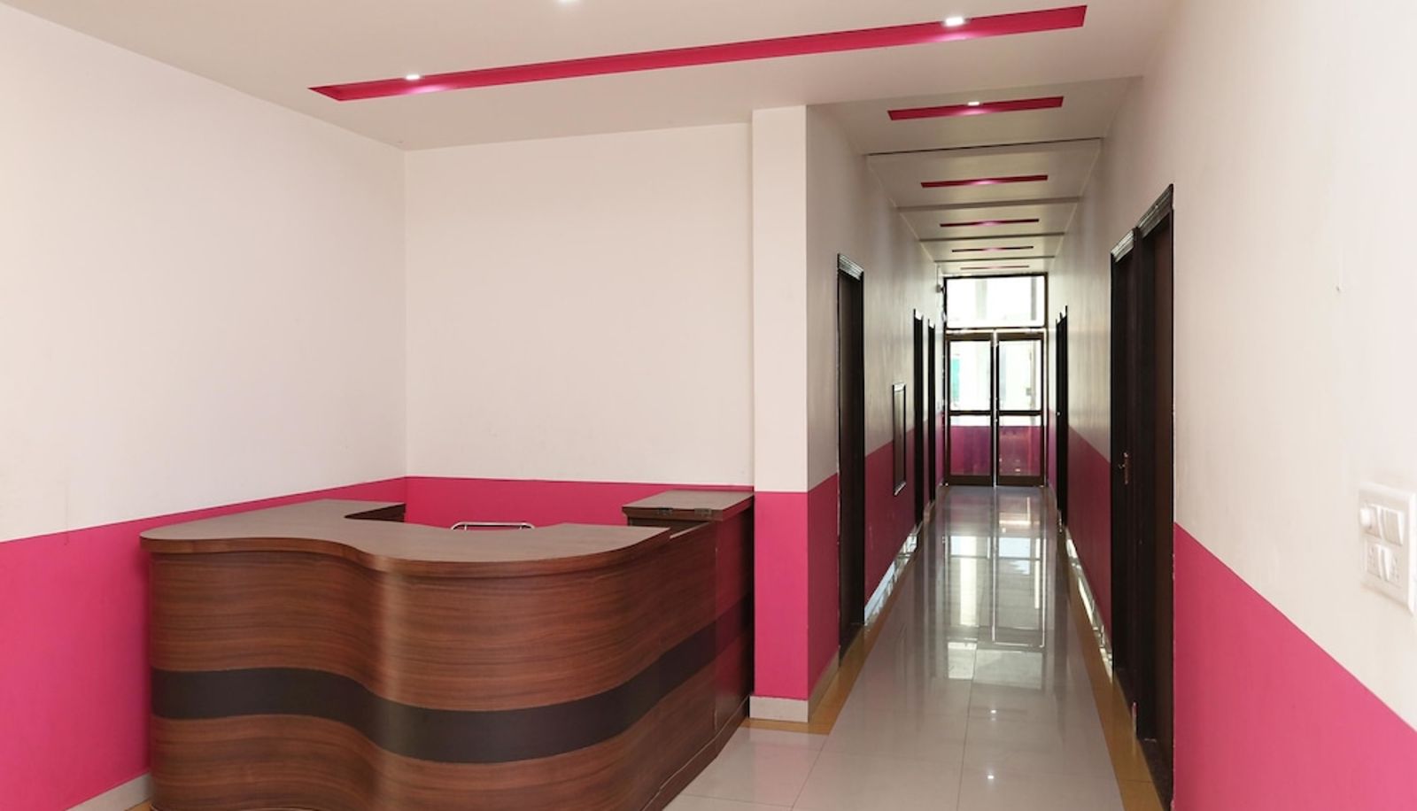 Hall - Capital O 10970 Hotel Krishna Palace