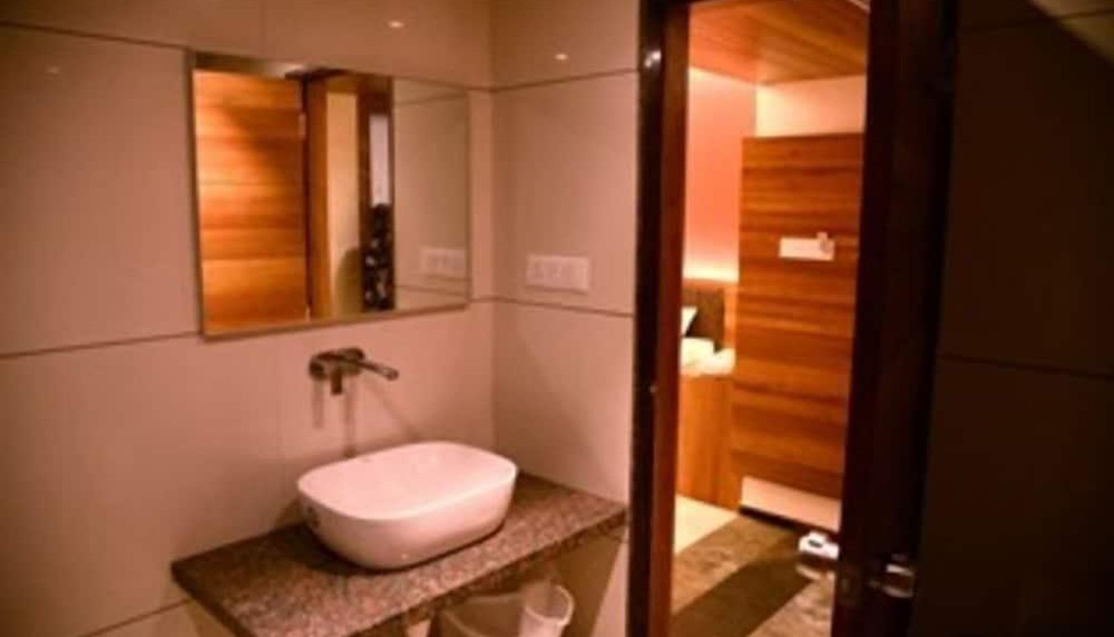 Standard room - The Bliss Hotel