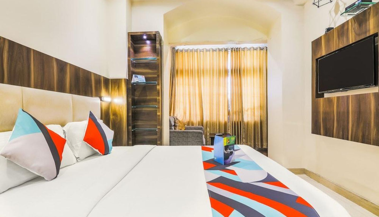 Superior room (double) - FabExpress Abad Inn