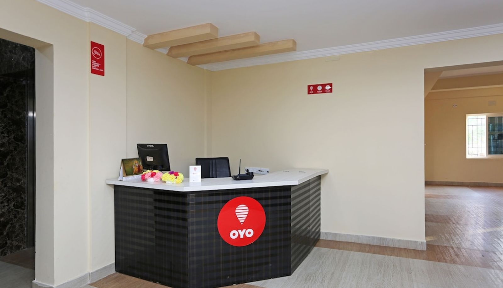 Recepcja - OYO 11343 Hotel Sai International