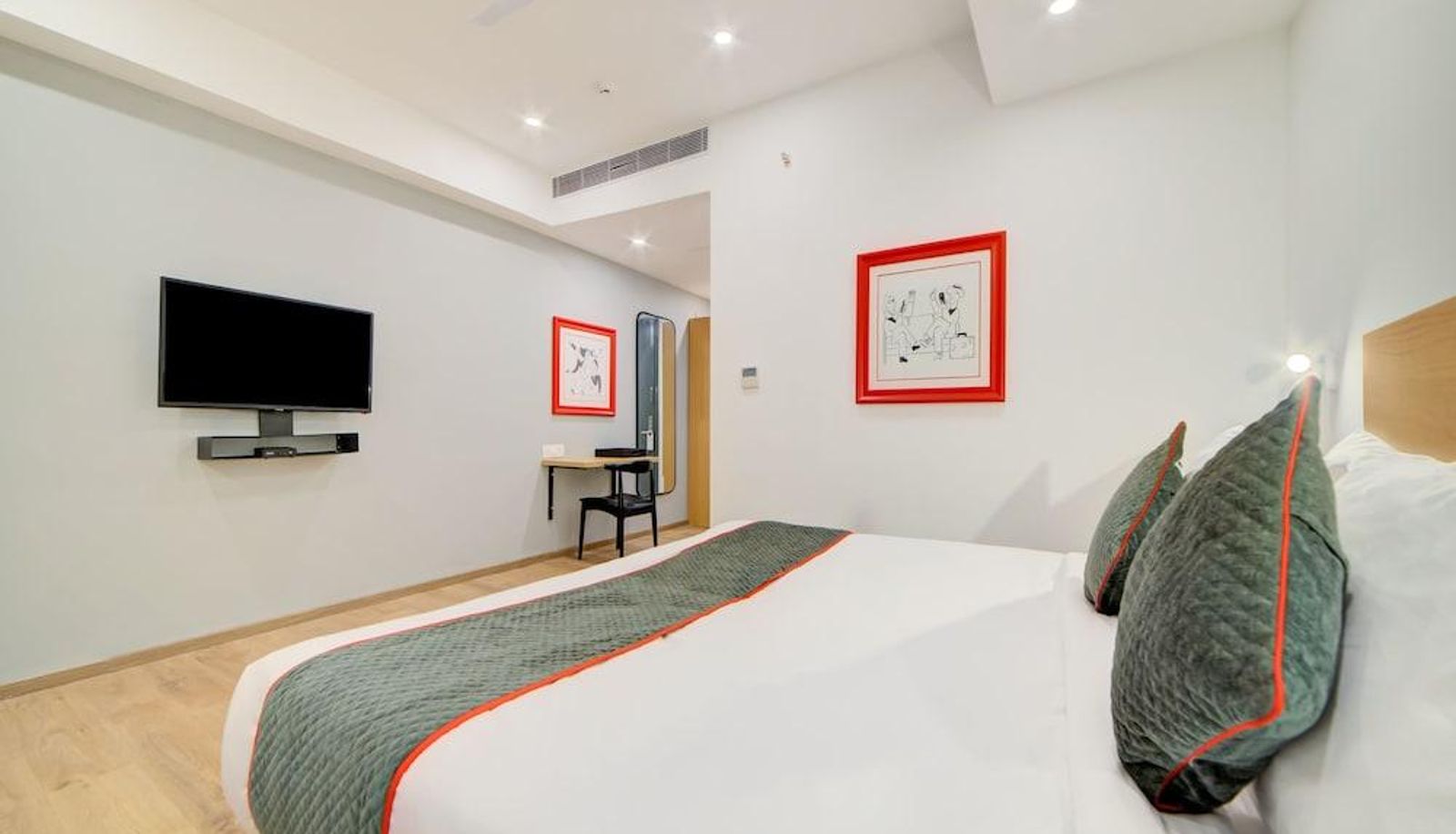 Standard room - OYO Townhouse 111 A3 Empire