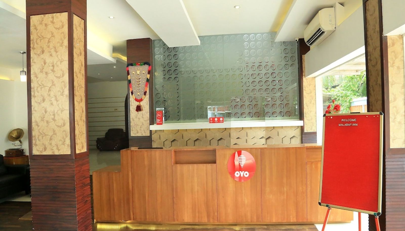 Reception - OYO 1684 Hotel Malabar inn