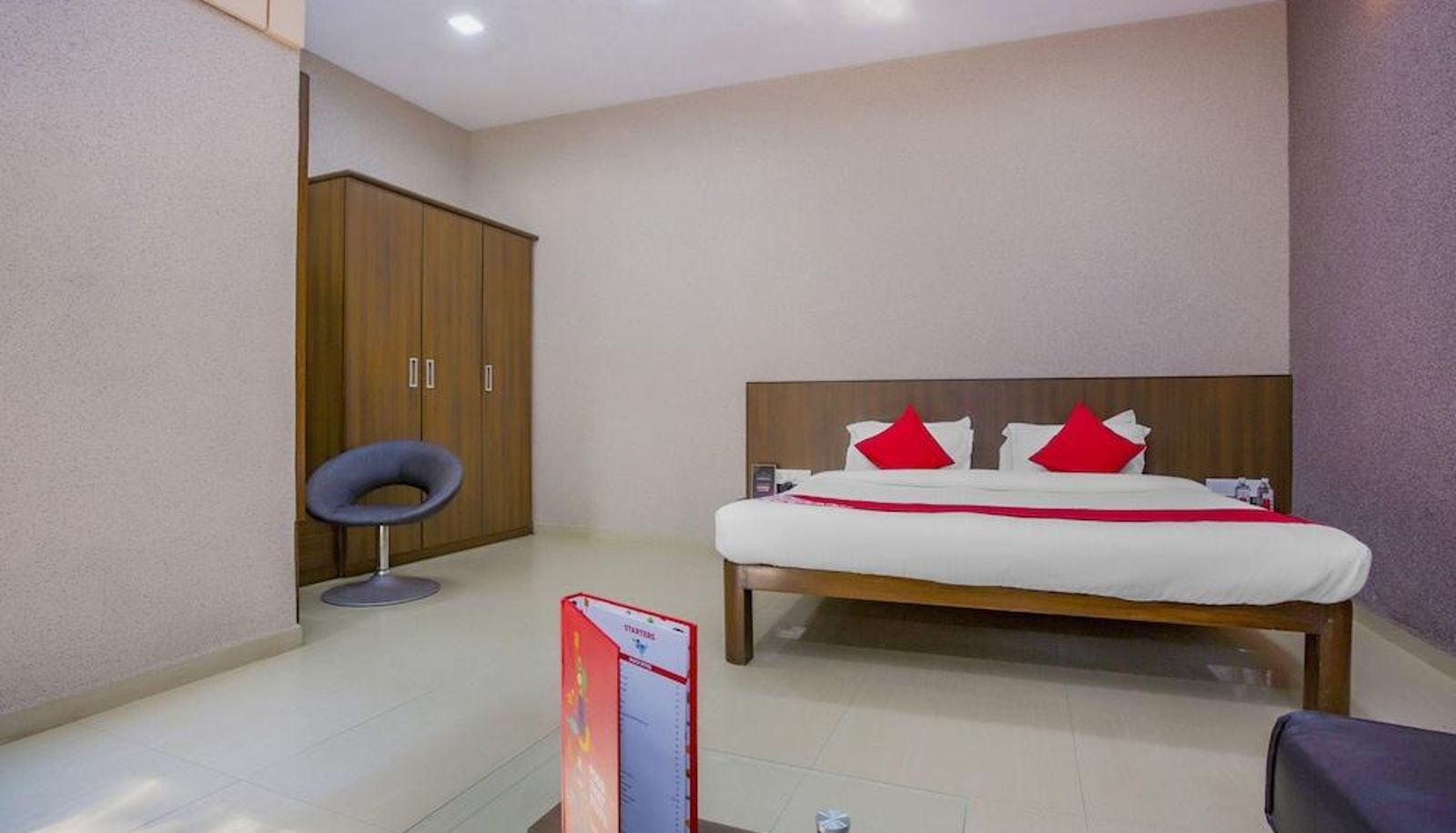 Apartment - OYO Flagship 24429 Oriental Rooms and Banquet