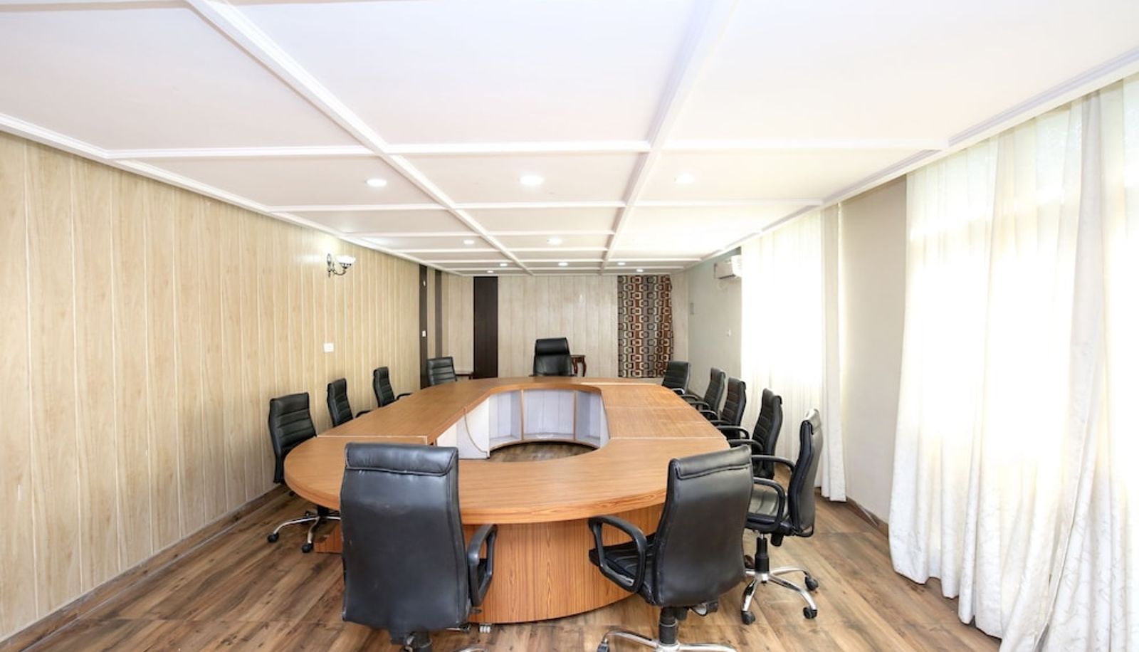 Meetingzimmer - OYO 12767 Hotel Grand Chinar