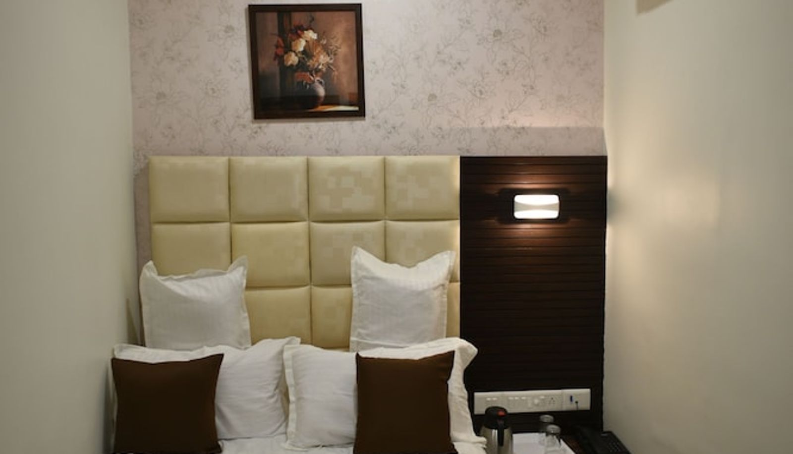 Business room - Hotel Royal Residency
