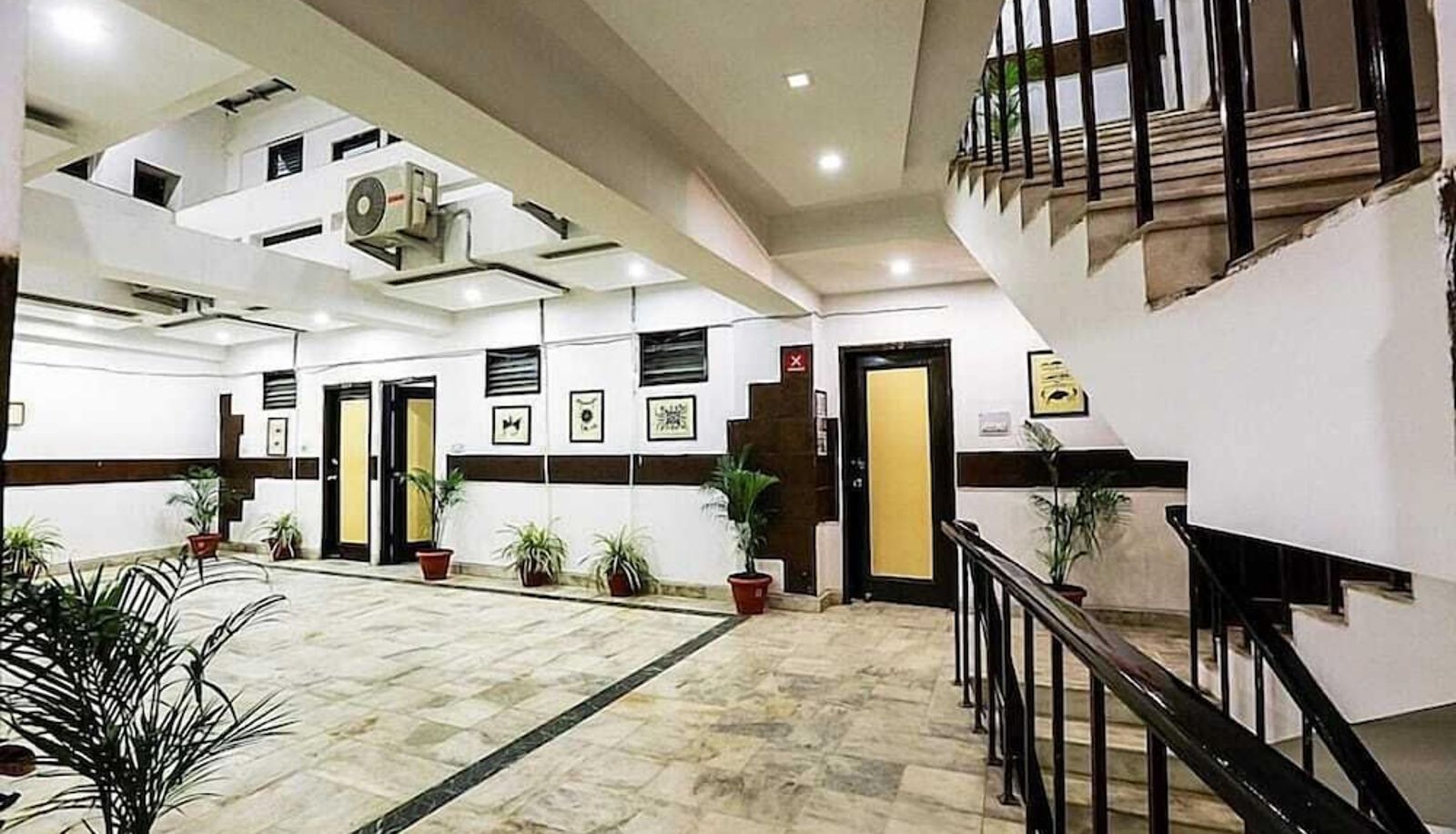 Lobby - Hotel Pathik
