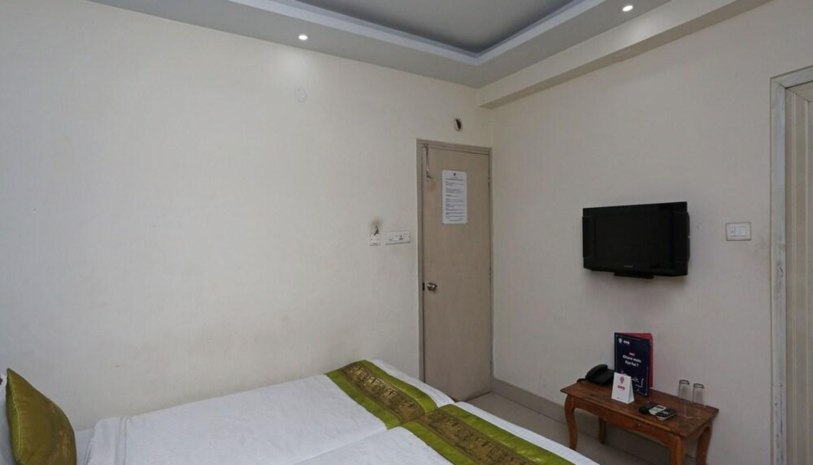 Camera standard - OYO 6019 City Inn