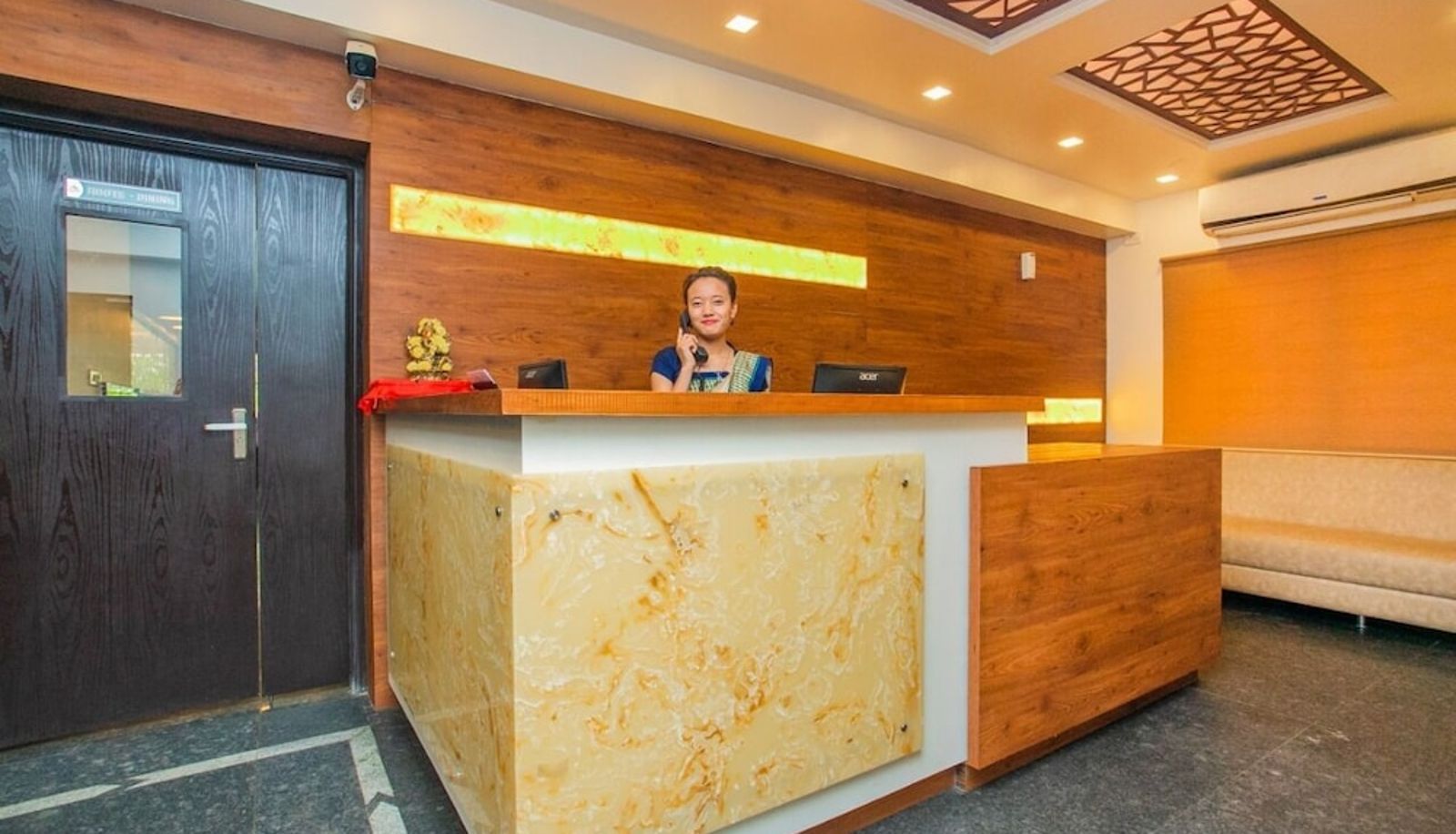 Rezeption - Hotel DBrooks
