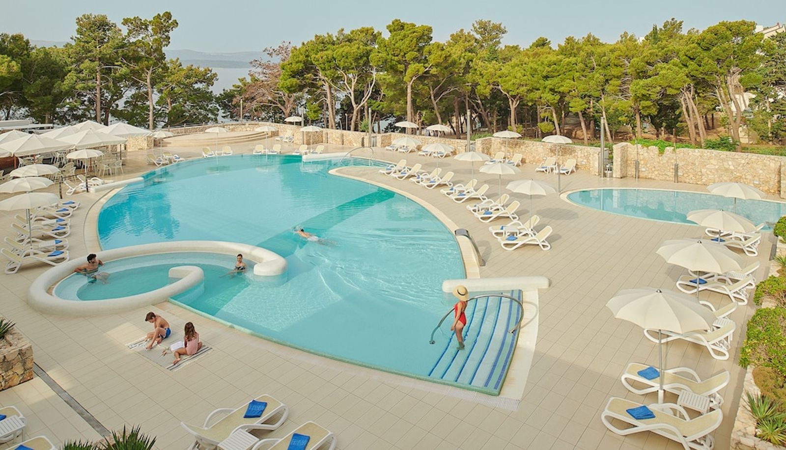 Pool - Bluesun Hotel Elaphusa