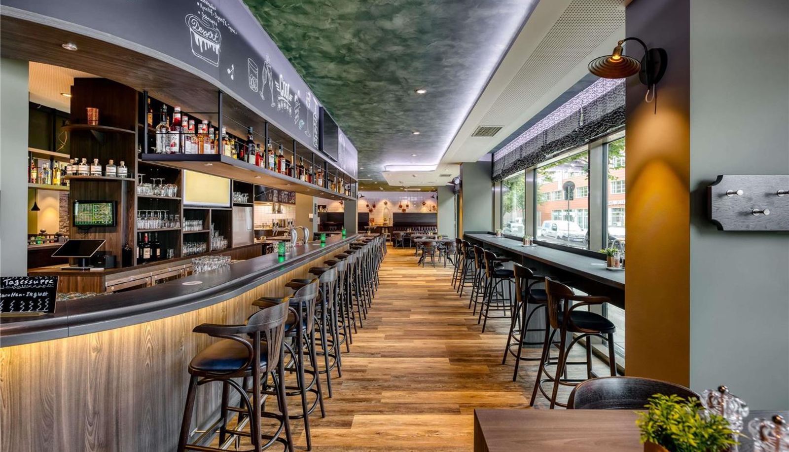 Bar - ibis Styles Hamburg-Barmbek