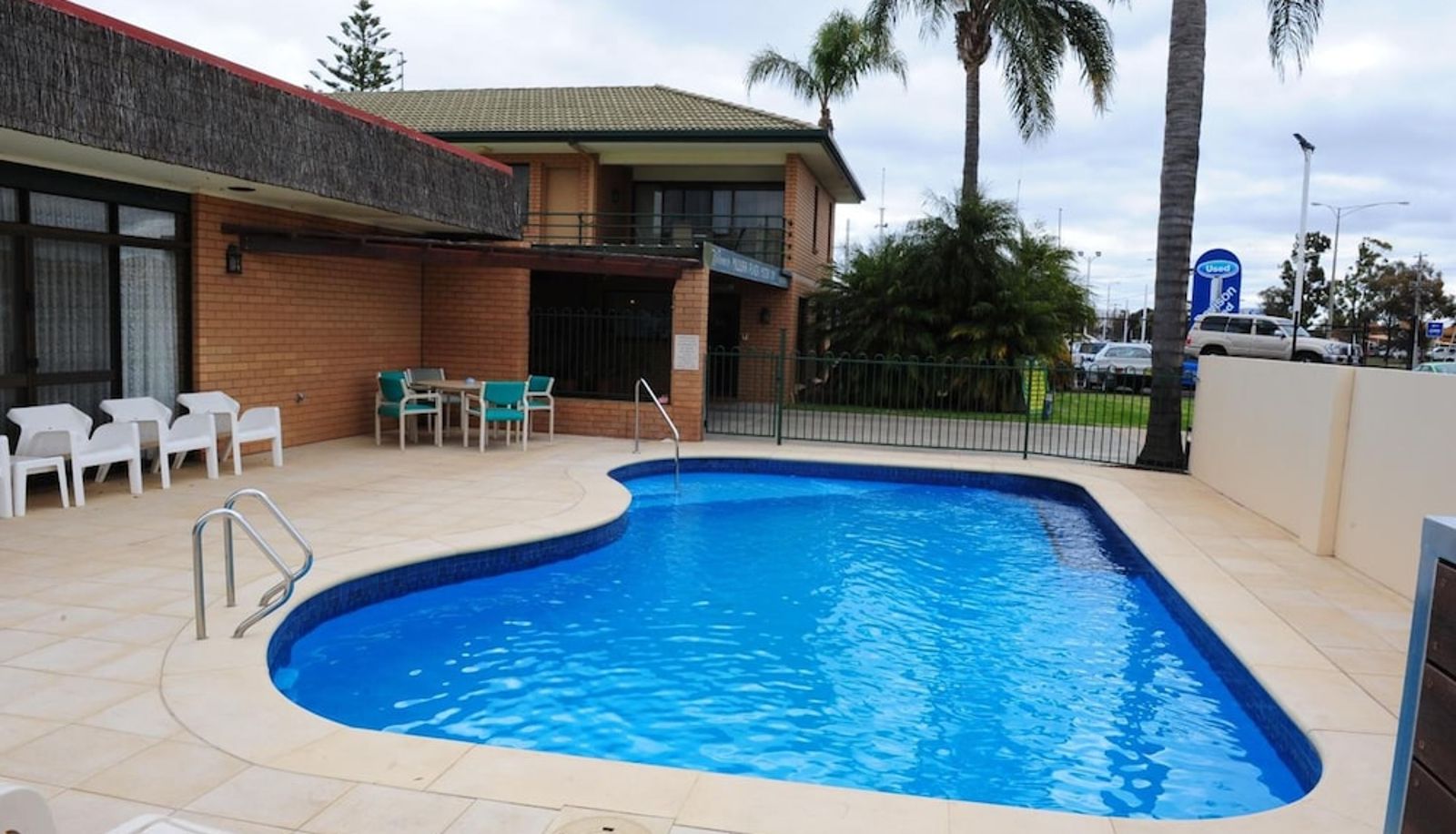 Pool - Mildura Plaza Motor Inn