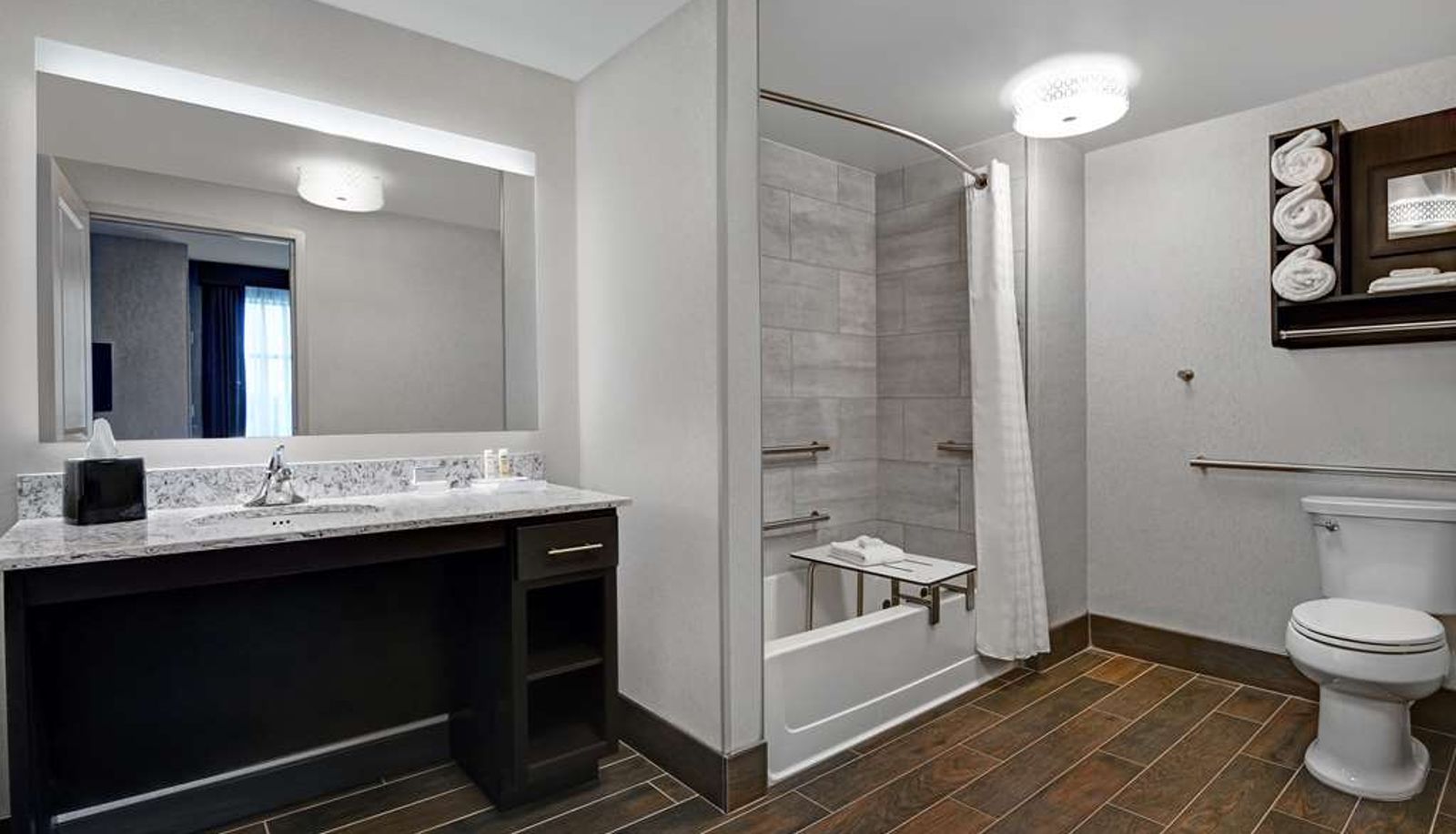 Room - Homewood Suites by Hilton Edison Woodbridge