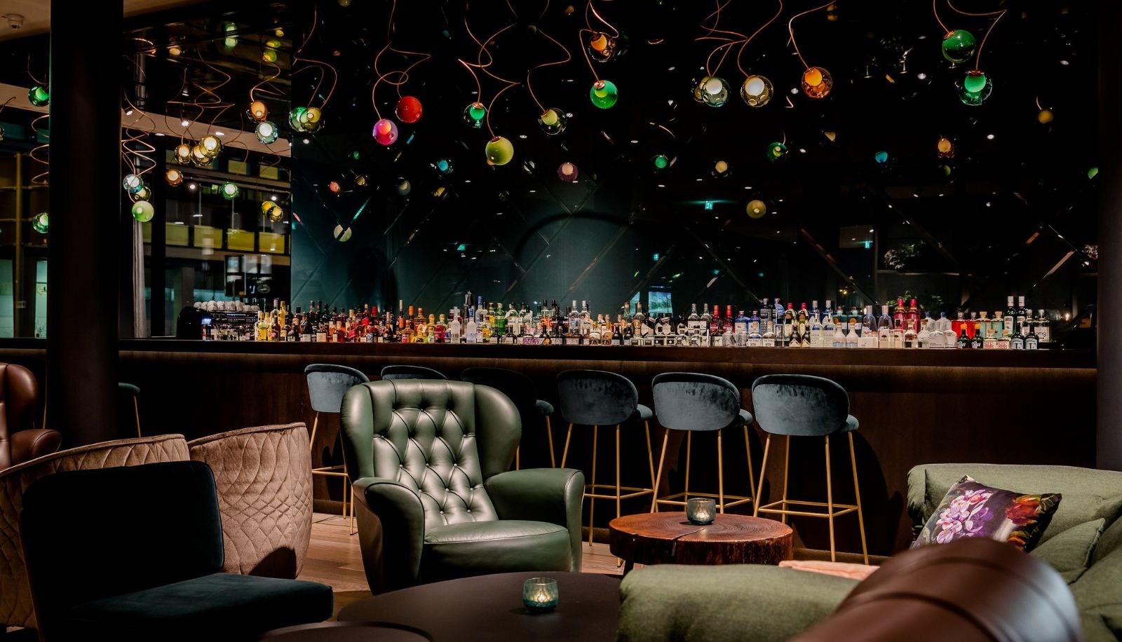 Bar - Motel One Stuttgart-Hauptbahnhof