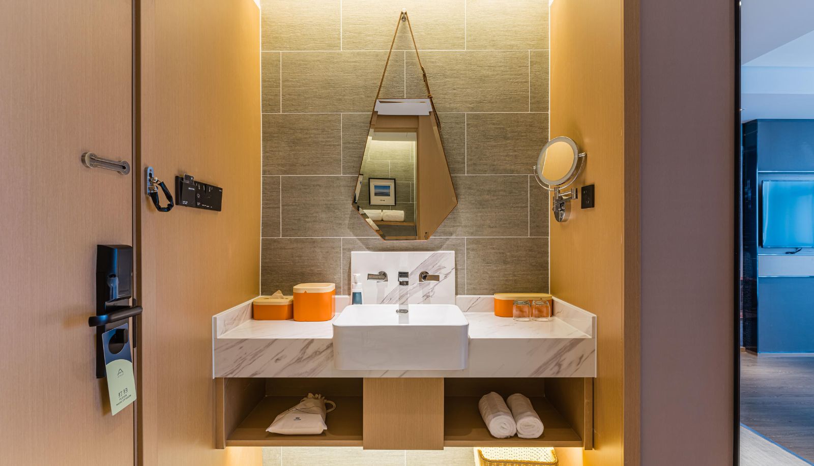 Kamer - Tianjin Binhai High Speed Railway Station Atour Hotel