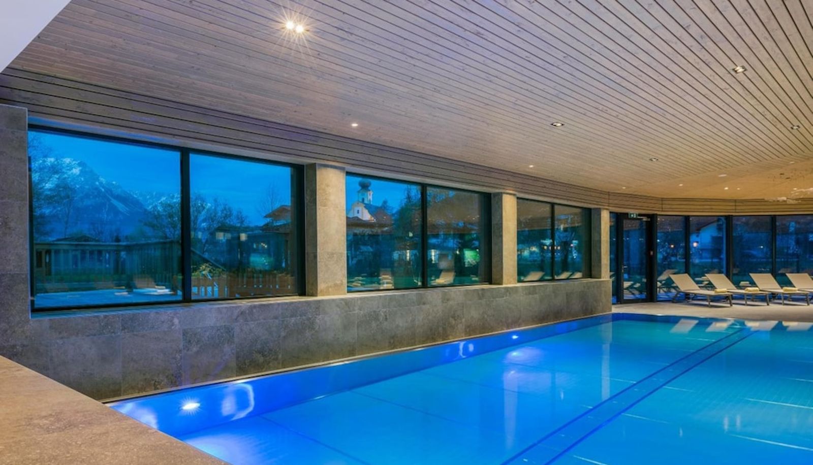 Piscina - Hotel Tyrol