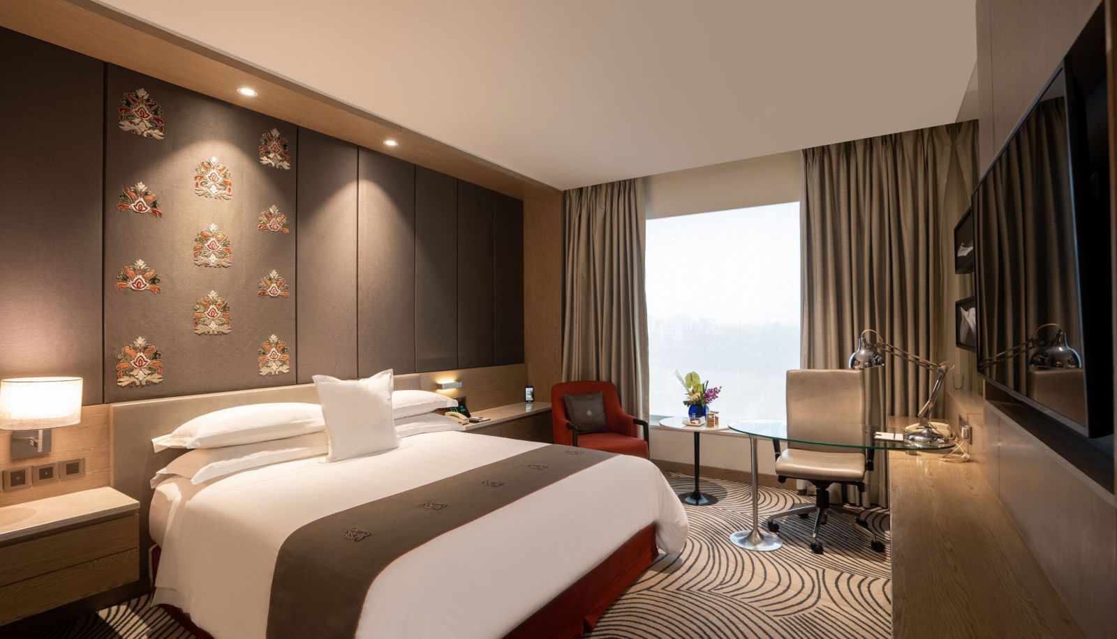 Room - Sheraton New Delhi Hotel