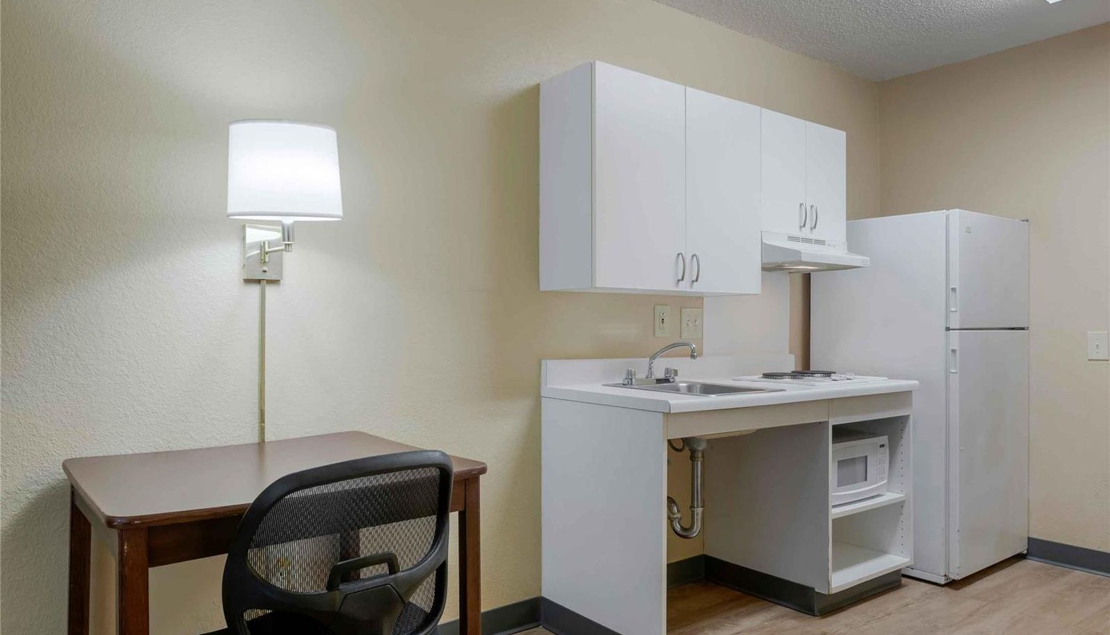 Room - Extended Stay America - Houston - IAH Airport