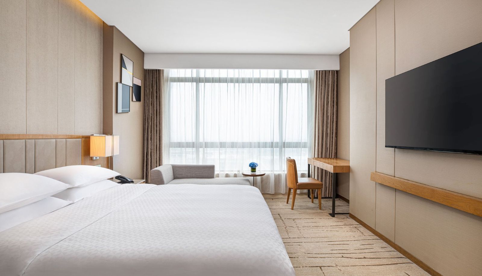 Room - Four Points by Sheraton Shanghai Kangqiao