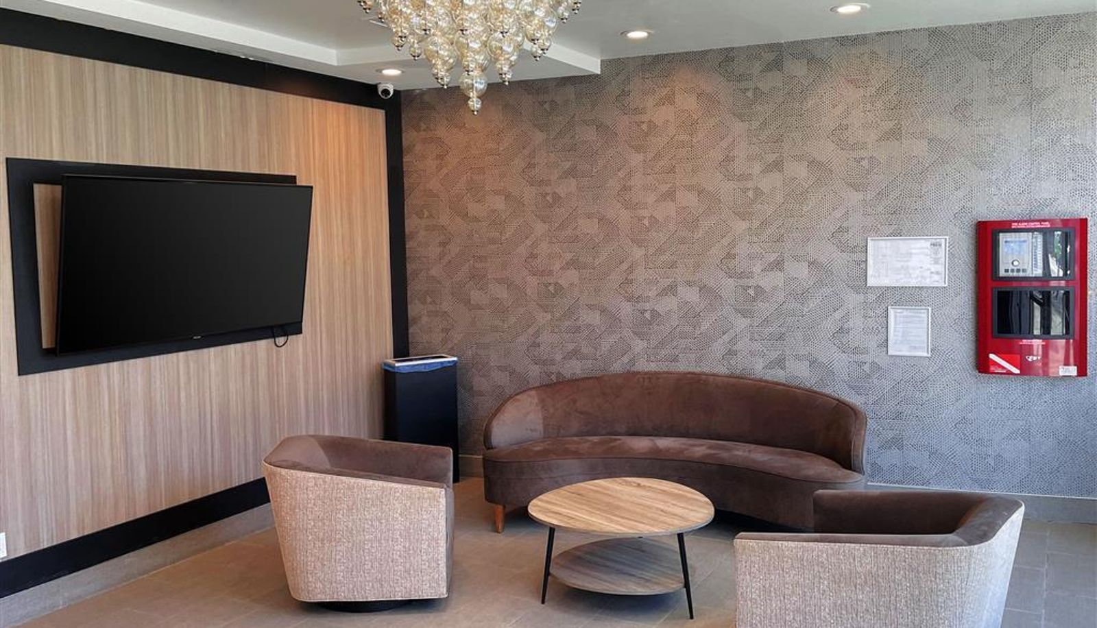 Hal - Brooklyn Vybe Hotel Ascend Hotel Collection
