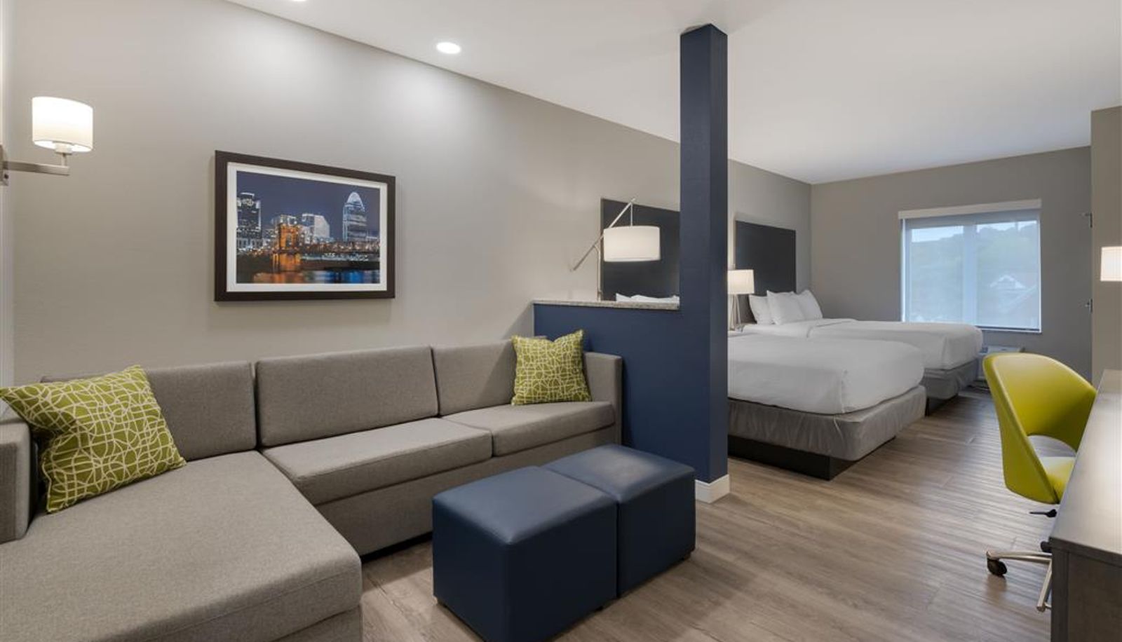 Room - Comfort Suites Cincinnati University - Downtown