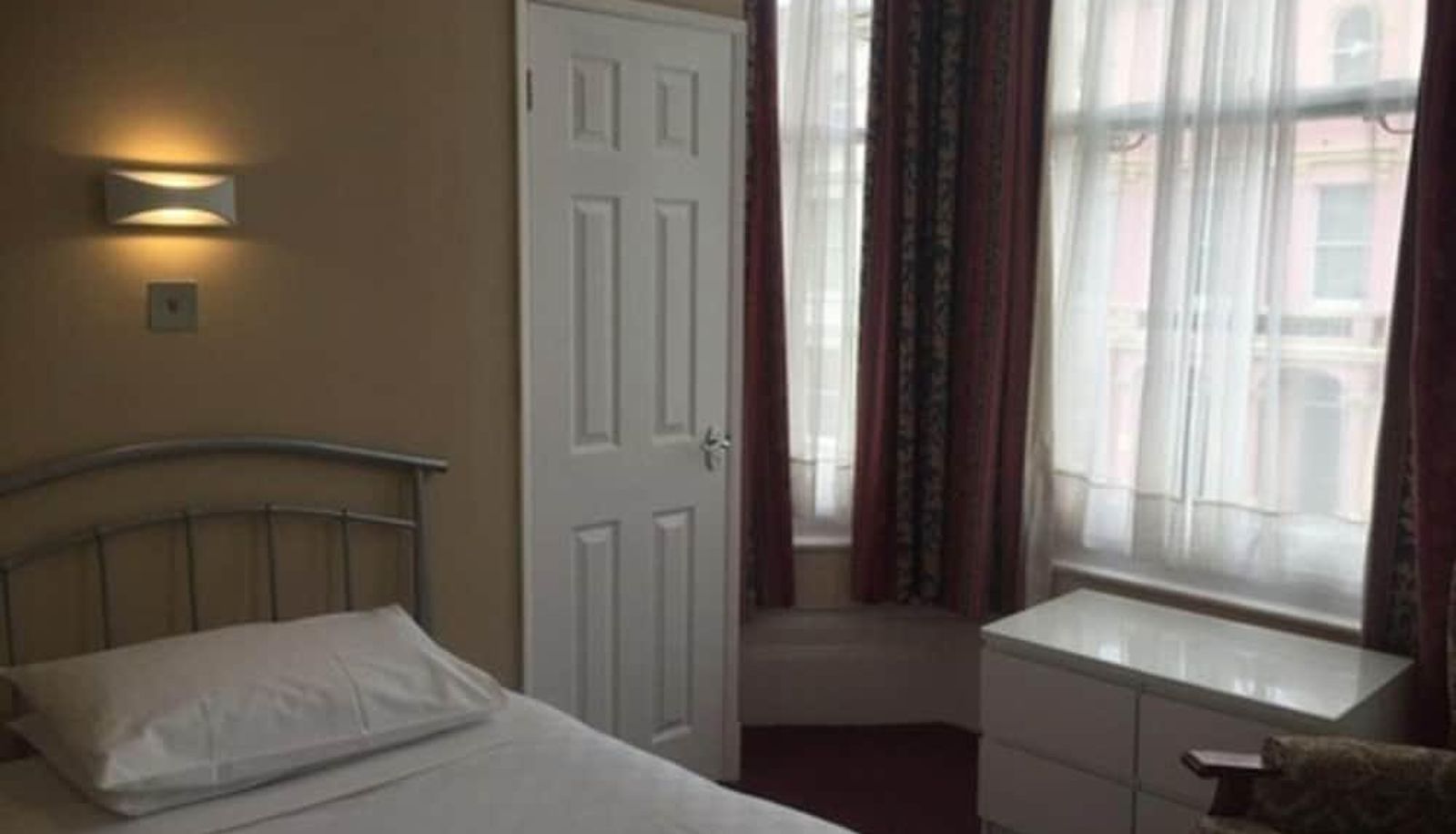 Standardzimmer - Hadleigh Hotel