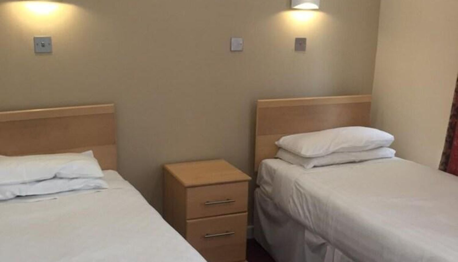 Standard room - Hadleigh Hotel