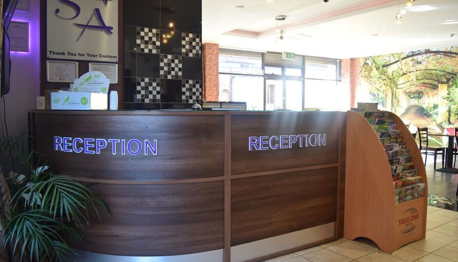 Rezeption - Star Anglia Hotel City Center by OYO