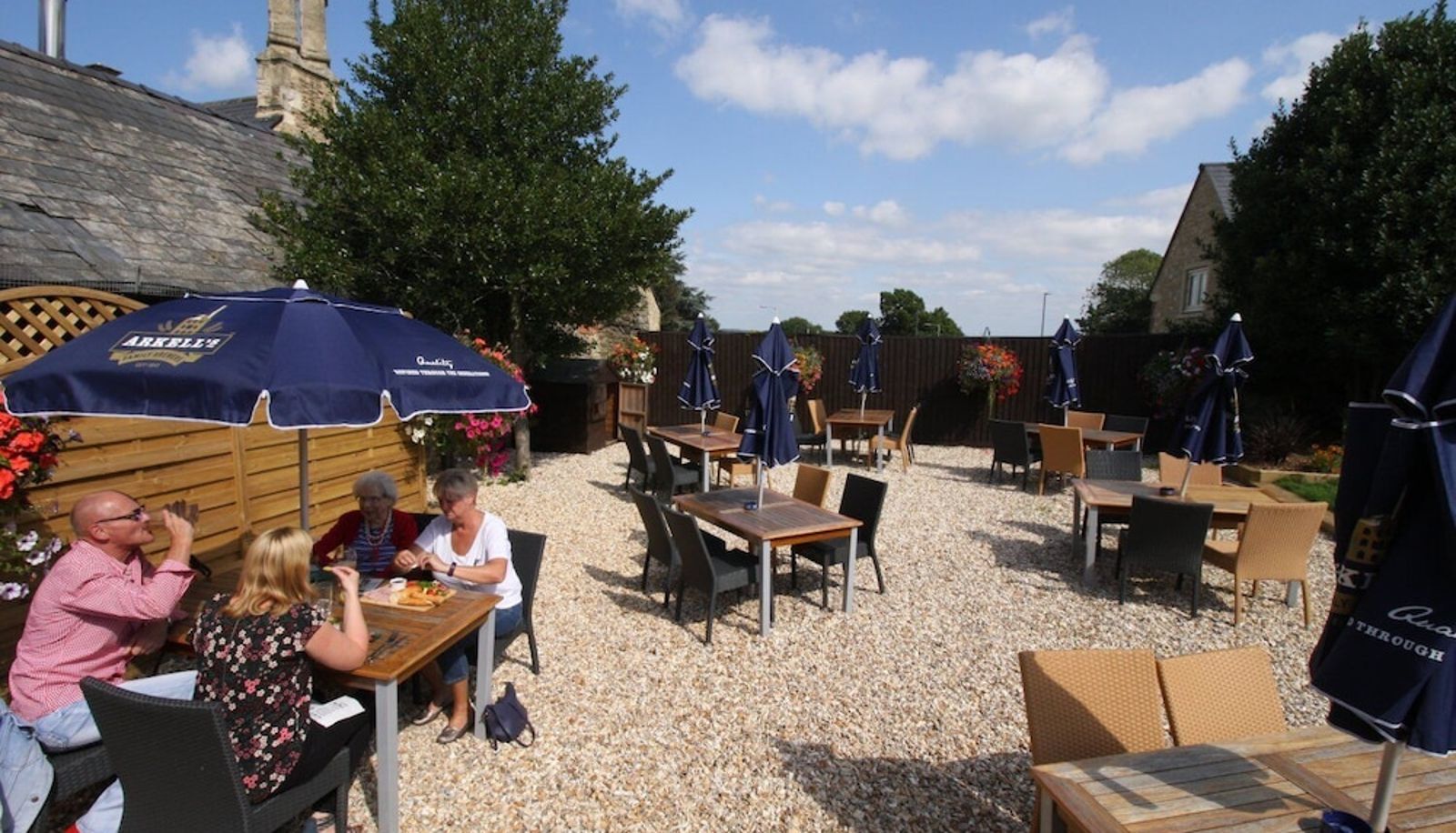 Garden - The Saracens Head Hotel
