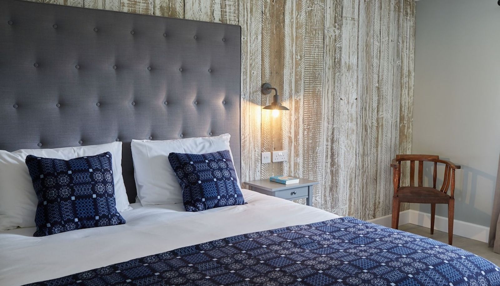 Info - The Pig Shed Motel
