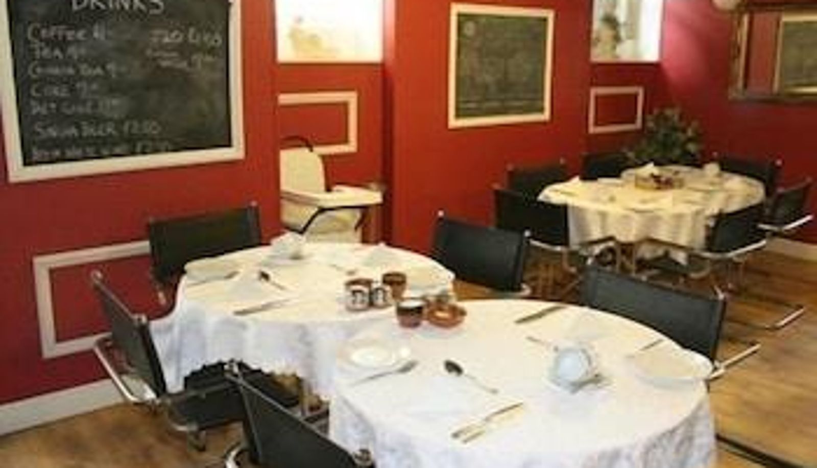 Restaurant - New Promenade Hotel
