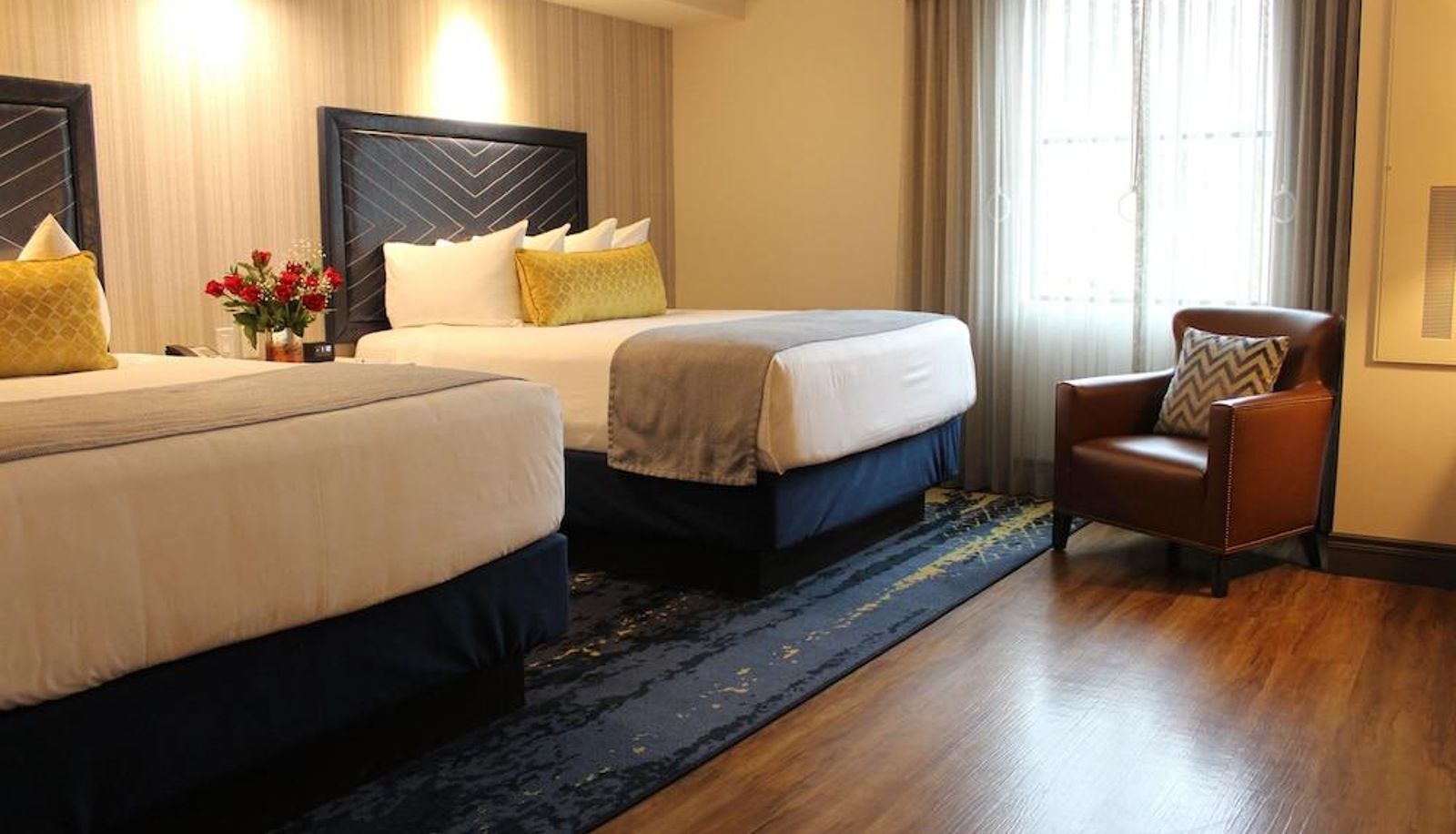 Superior room (double) - Tiverton Casino Hotel