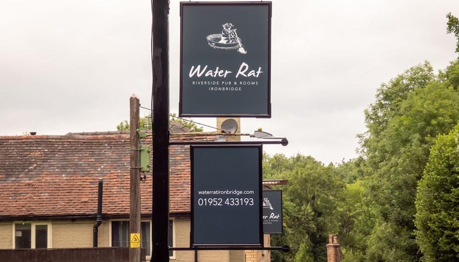 Area esterna dell'hotel - The Water Rat