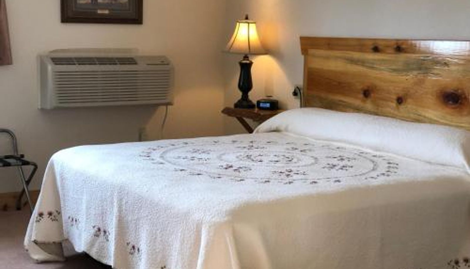 Standardzimmer - Yellowstone Village Inn and Suites