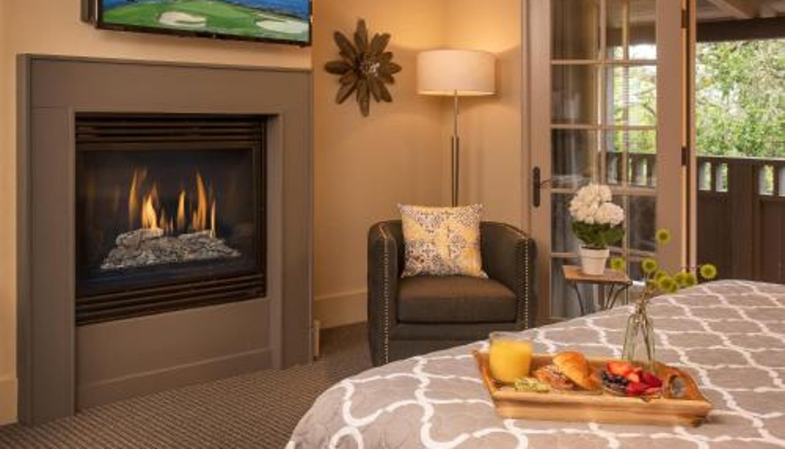 Info - Carmel Country Inn