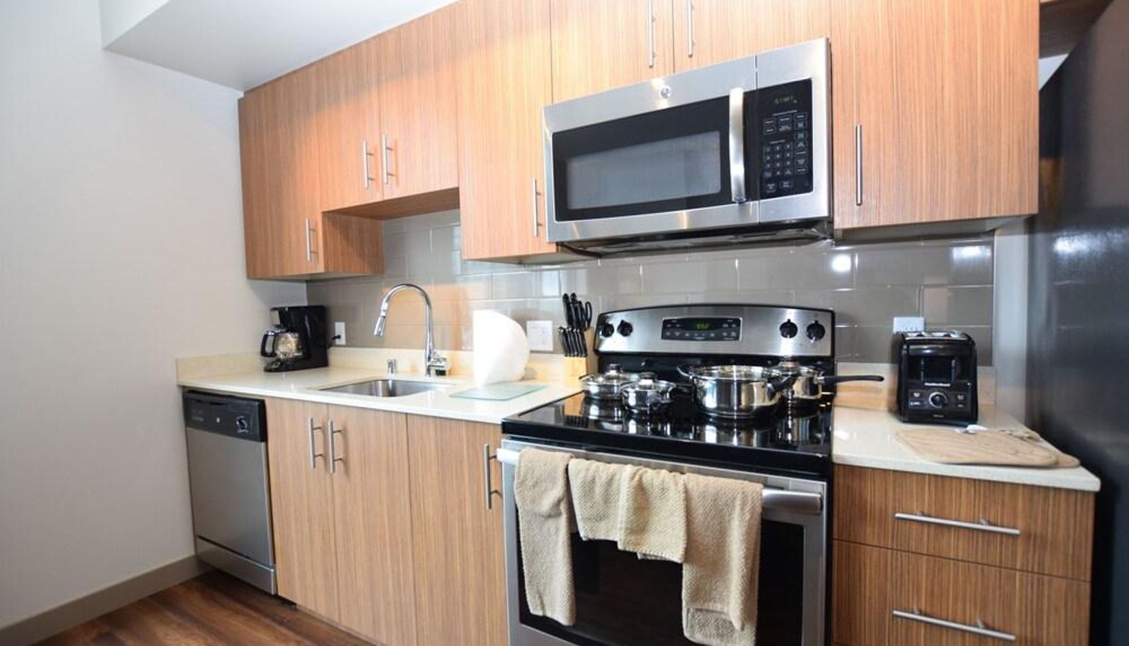 Appartement - Luxe Hubs Convention Center Apartments