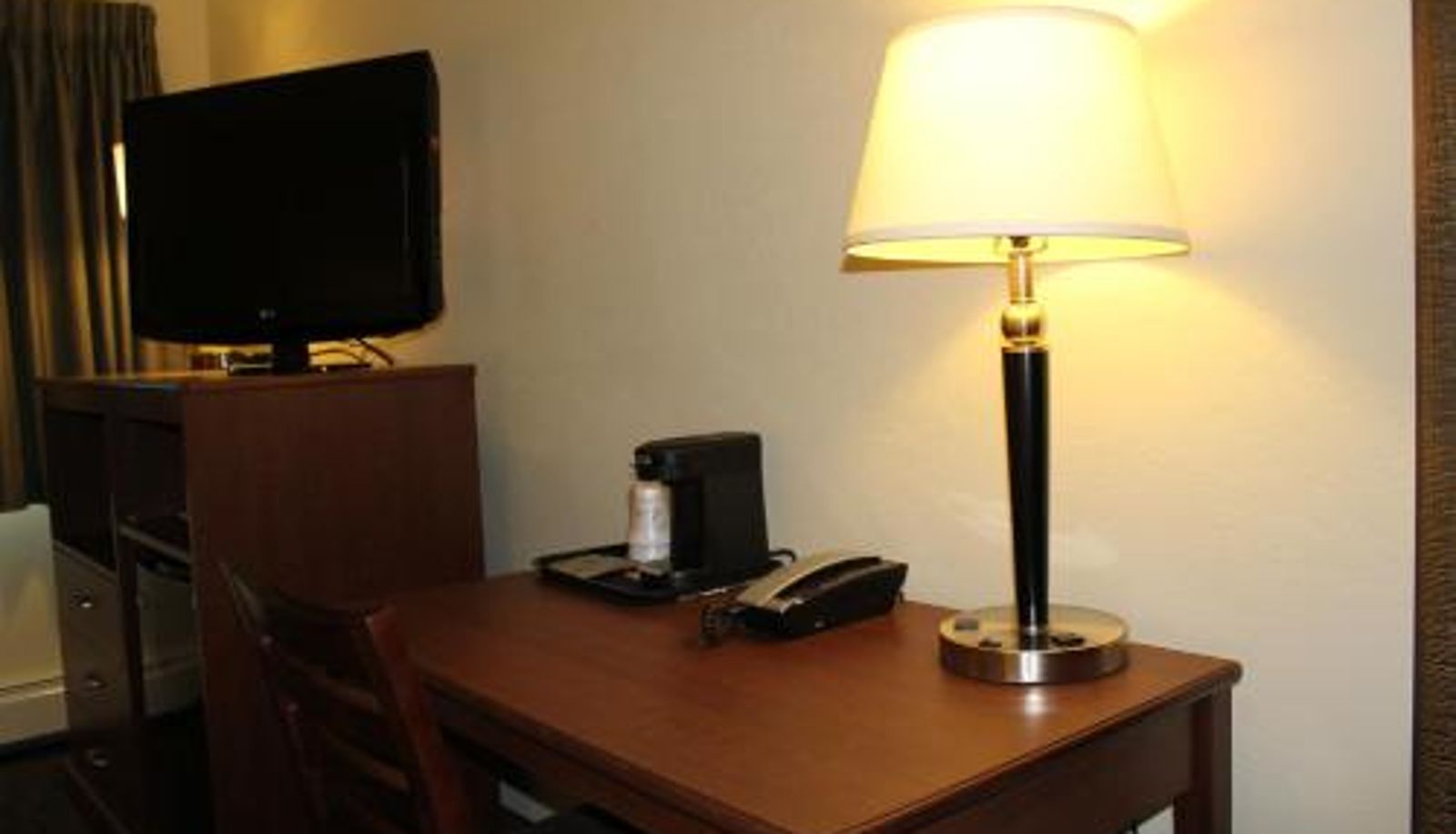 Standardzimmer - Nichols Inn & Suites