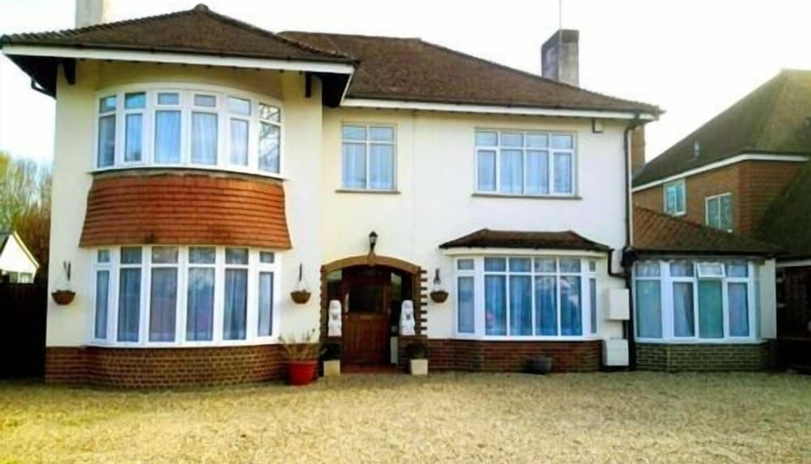 Info - LA B and B Guest Accommodation