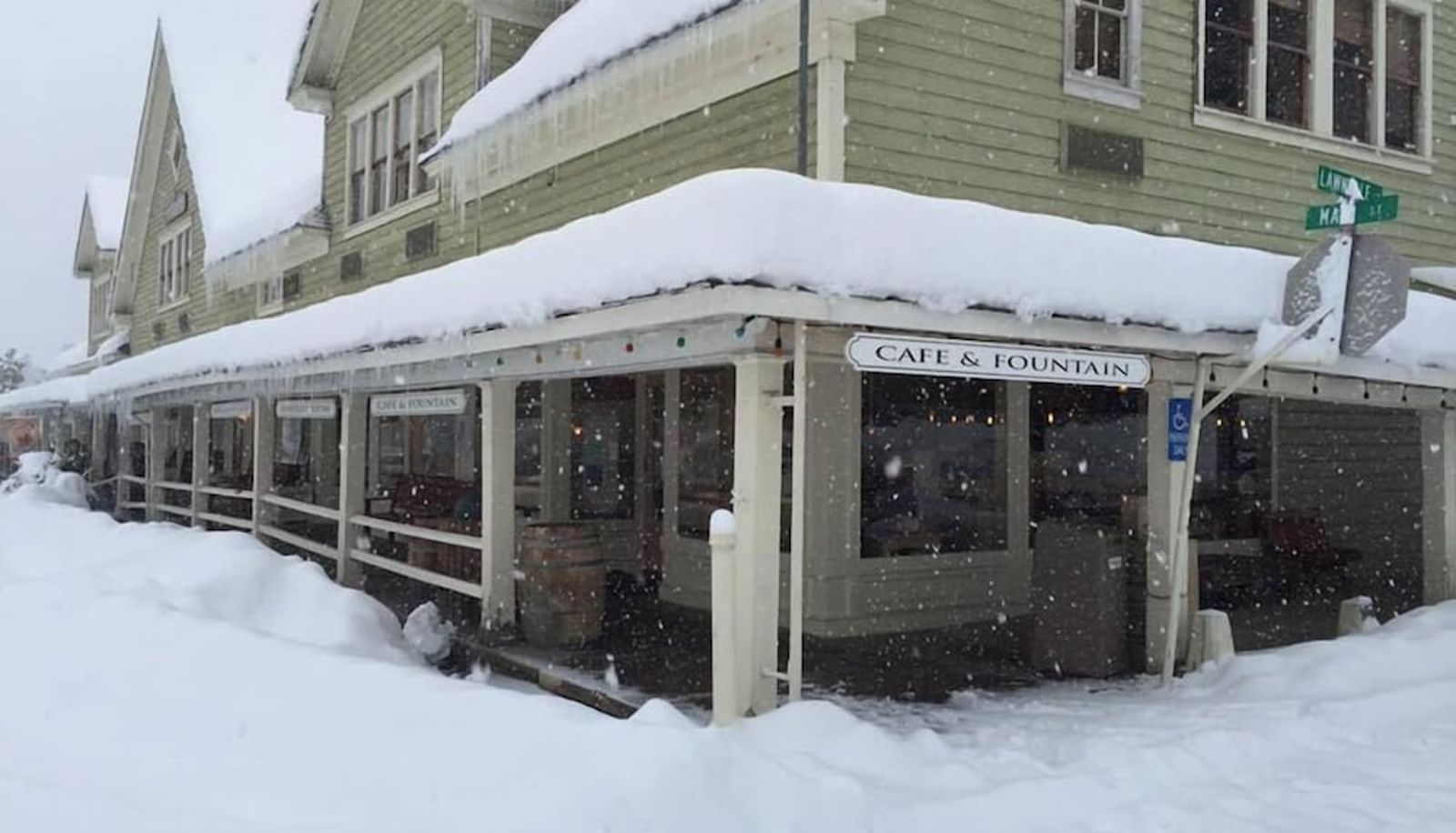 Restaurant - Mccloud Mercantile Hotel