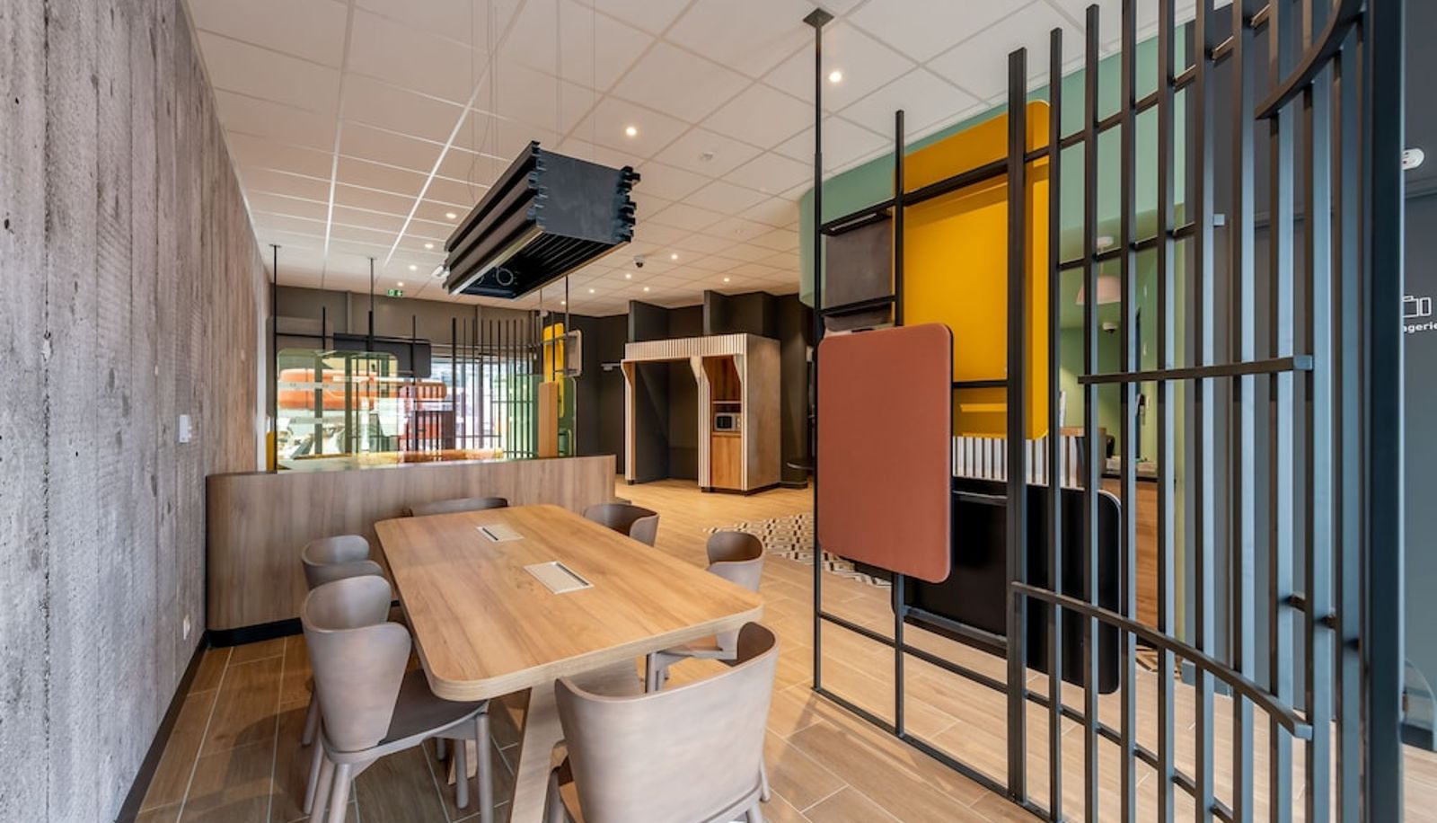 Lobby - B&B HOTEL BORDEAUX Centre Gare St-Jean