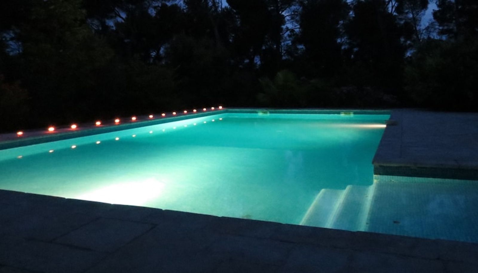 Pool - La Bastide De L'aube Chambre d hôtes