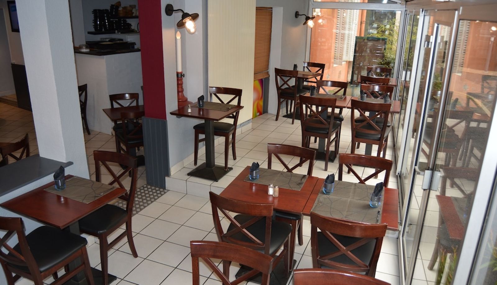 Restaurant - Le Charleston Hotel