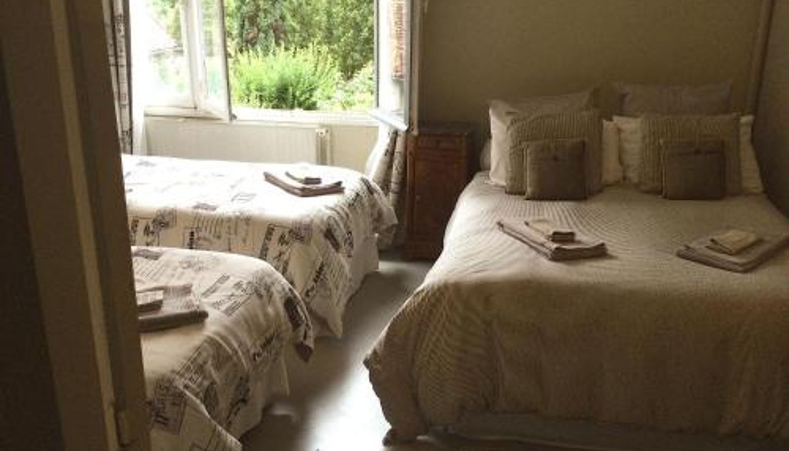Driepersoonskamer - Le Logis Alexandra BnB
